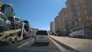 Diyarbakır'da TIR Şoförünün Ani Manevrası Olası Kazayı Önledi