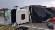Manisa Kula'da Üç Aracın Karıştığı Trafik Kazası: 2 Ölü, 4 Yaralı