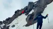 Ağrı Dağı'nda Kaybolan Dağcıya Ait Olduğu Belirlenen Cenaze Tahliye Edildi