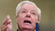 ABD Senatörü Lindsey Graham Beklenmedik Bir Rahatsızlık Sonucu Hayatını Kaybetti