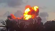 Lübnan Sur Kentine İsrail Hava Saldırısı: Devasa Patlama Kameralara Yansıdı