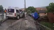 Manisa Kula'da 3 Aracın Karıştığı Trafik Kazası: 2 Ölü, 4 Yaralı
