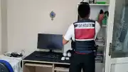 MİT'ten İstanbul ve Kocaeli'de Kredi Kartı Şebekesine Eş Zamanlı Operasyon: 3 Şüpheli Gözaltına Alındı
