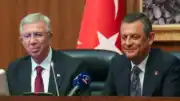Ankara Büyükşehir Belediye Başkanı Mansur Yavaş'tan Özgür Özel'e Tebrik Telefonu