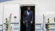 Ankara'da Diplomatik Temaslar: Suriye Cumhurbaşkanı Ahmed Şara Esenboğa Havalimanı'na Geldi