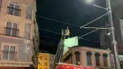 Fatih'te Bir Binanın Çatısındaki Baz İstasyonunda Yangın Çıktı
