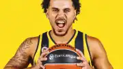 Fenerbahçe Erkek Basketbol Takımı Shane Larkin ile 2 Yıllık Sözleşme İmzaladı