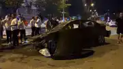 Iğdır Kazım Karabekir Caddesi'nde Otomobil Aydınlatma Direğine Çarptı: 3 Yaralı