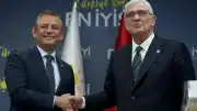 İYİ Parti Genel Başkanı Müsavat Dervişoğlu'ndan Özgür Özel'e Tebrik Mesajı