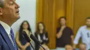 Siyaset Kulisinde Hareketli Günler: Özgür Özel ve Ekibi Yeni Bir Parti Kurmaya Hazırlanıyor