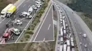 Kuzey Marmara Otoyolu'nda Trafik Kazası: 3 Kişi Hayatını Kaybetti, 5 Kişi Yaralandı