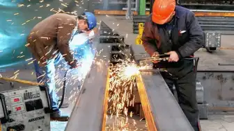 Ekonomi Programına Eleştiriler Yükseliyor: İhracatın Zorlaştığı, İthalatın Kolaylaştığı Uyarısı