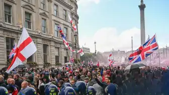 Londra'da Geniş Çaplı Gösterilere Hazırlık: Polis Yüksek Alarmda