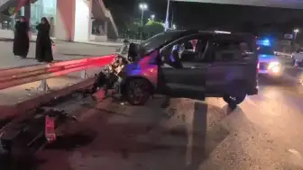 Zeytinburnu'nda Makas Atan Araç Kazaya Yol Açtı: 4 Yaralı