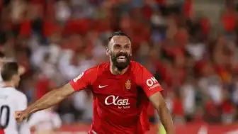 Vedat Muriqi, Fenerbahçe'ye Dönüyor: İstanbul'a Geliyor