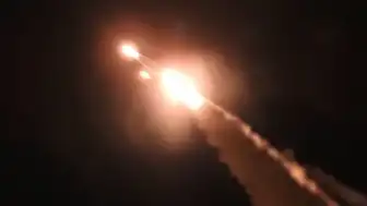 Yemen'den İsrail'e Balistik Füze Saldırısı: Husiler İsrail Gemilerini de Hedef Alacağını Duyurdu