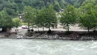 Rize'de Kayıp Şahıs Bulundu, Arama Ekibinin Botu Devrildi: 1 Personel Hayatını Kaybetti, 4 Yaralı