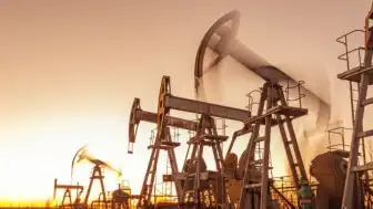 ABD'nin İran'a Yeni Saldırıları Sonrası Petrol Fiyatları Yükseldi