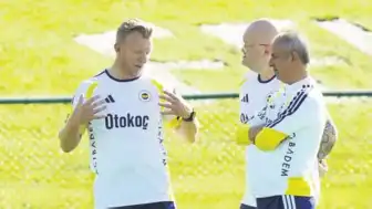Fenerbahçe'de Dirk Kuyt Dönemi: "Yeni bir tarih yazacağız"