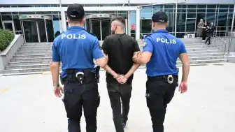 Kırmızı Bültenle Aranan Hükümlü Mersin'de Yakalandı