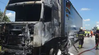 Amasya'da Seyir Halindeki Tırda Yangın Çıktı