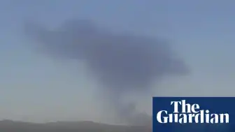 ABD Hava Kuvvetleri'ne Ait B-52 Bombardıman Uçağı Kaliforniya'da Kalkıştan Hemen Sonra Düştü