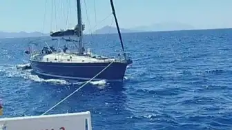 Marmaris Bozburun Açıklarında Arıza Yapan Tekne Kurtarıldı