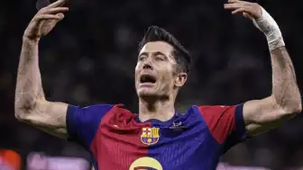 Futbolcu Robert Lewandowski'nin Yaşı ve Kariyeri Mercek Altında
