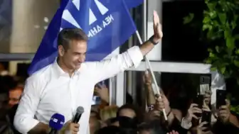 Aleksis Çipras Yunanistan'da Yeni Bir Siyasi Parti Kurdu: ELAS