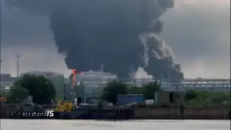 Ukrayna, Rusya'nın St. Petersburg Şehrindeki Büyük Petrol Terminalini Vurdu