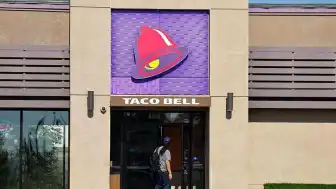 ABD'li Fast-Food Zinciri Taco Bell, Salgınla İlişkilendirilen Marul Kullanımını Durdurdu
