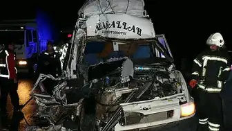 Aksaray-Konya kara yolunda trafik kazası: 12 yaralı