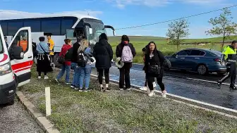 Aksaray'da Tur Otobüsü Refüje Çarptı: 16 Yaralı