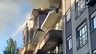 Amasra'da Çatı Yangını: Çift Vatandaşlar Tarafından Kurtarıldı