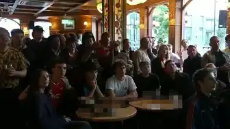 Arsenal, Manchester City'nin Takılmasıyla 22 Yıllık Hasretine Son Vererek Şampiyon Oldu