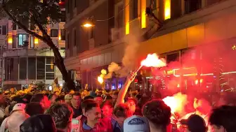 Aston Villa Taraftarları İstanbul'da Şampiyonluğu Kutladı
