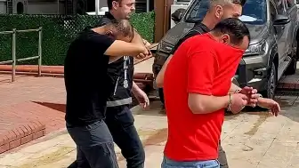 Aydın'da 'Dur' İhtarına Uymayan Sürücü Takip Sırasında Kaza Yaptı: 2 Kişi Tutuklandı