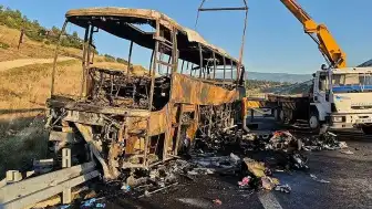 Denizli'de Otobüs Kazası: 8 Kişi Hayatını Kaybetti, 1 Bebek Yaralı