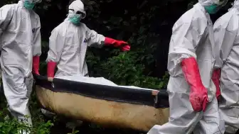 DSÖ Ebola Salgını Nedeniyle Küresel Kriz İlan Etti: Yüzde 90 Ölümcül Virüs 3 Ülkeye Sıçradı