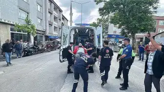 Edirne'de Kamyonet Kazası: 2 Yaralı