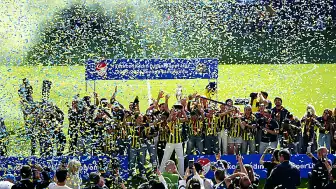 Fenerbahçe arsaVev, Turkcell Kadın Futbol Süper Ligi'nde Şampiyon Oldu