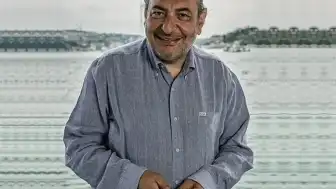 Gazeteci R.M. Hastaneye Kaldırıldı