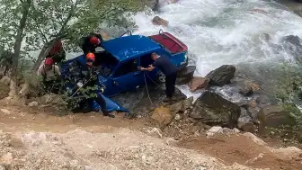 Giresun'da Trafik Kazası: 2 Kişi Hayatını Kaybetti, 1 Yaralı
