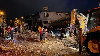 Hatay'da Sel Felaketi: 1 Kişi Hayatını Kaybetti, Ulaşım Aksadı