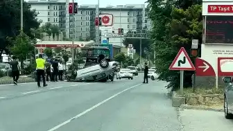 Hatay'da Trafik Kazası: Otomobil Refüje Çarparak Takla Attı, Sürücü Yaralandı