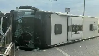 İstanbul-İzmir Otoyolu'nda Otobüs Kazası: 25 Yaralı