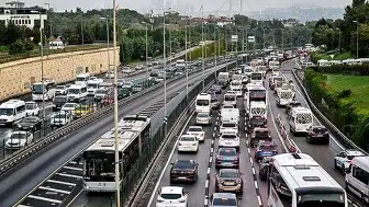 İstanbul'da 25 Mayıs Pazartesi Trafik Durumu: Yoğunluk Yaşanan İlçeler ve Alternatif Güzergahlar