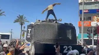 İzmir'de TOMA'ya Çıkan D.Y. Tutuklandı