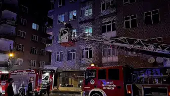 Kayseri'de 4 Katlı Binanın Bodrumunda Çıkan Yangın Söndürüldü