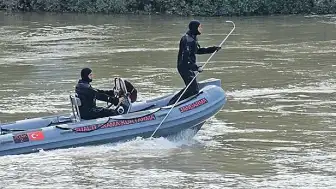 Kelkit Çayı'nda Kaybolan 2 Genci Arama Çalışmaları Sürüyor